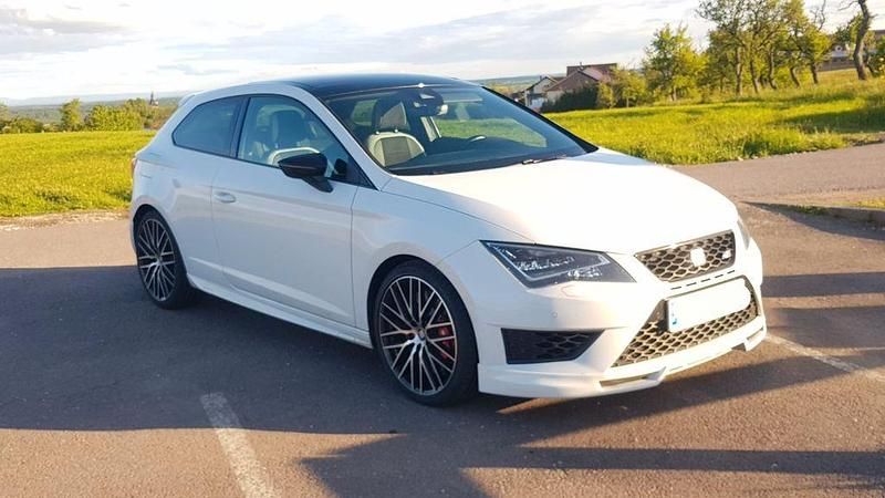 Gebraucht Seat Leon SC Cupra 290 290 PS (213 kW) 2016 Weiß Kleinwagen