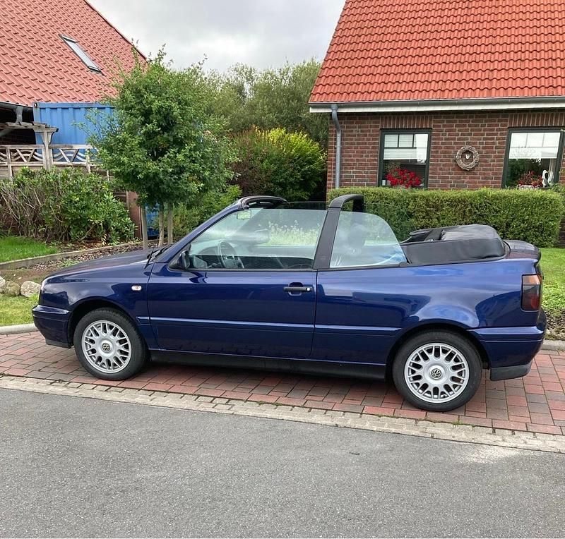 Blau Gebraucht 1997 VW Golf Cabriolet Cabrio | 2.100 € (Fairer Preis) - Bild 1/4