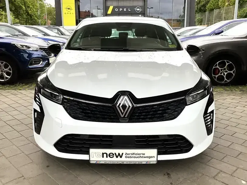 Gebraucht Renault Clio V Evolution 67 PS (49 kW) 2023 Weiß Limousine