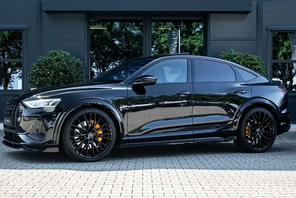 Gebraucht Audi e-tron Sportback Sport 369 kW (503 PS) 2021 Schwarz SUV