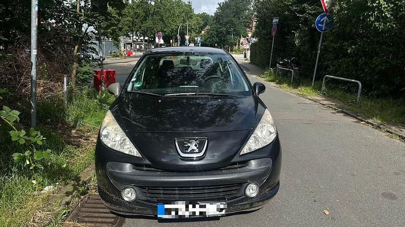 Schwarz Gebraucht 2009 Peugeot 207 Kleinwagen | 1.800 € (Guter Preis) - Bild 1/4