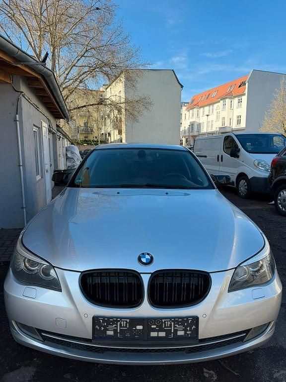 Gebraucht BMW 520 Advantage 170 PS (125 kW) 2008 Grau Kombi
