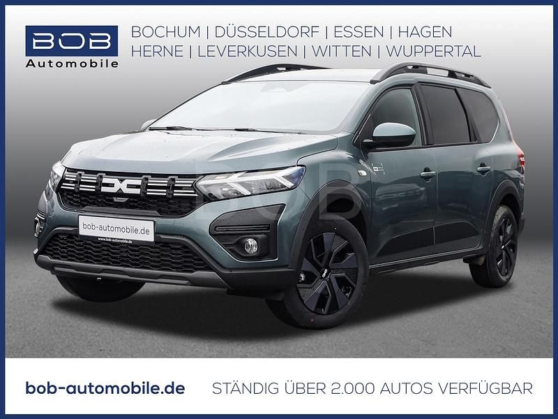 Grün Gebraucht 2025 Dacia Jogger Expression Van / Kleinbus | 26.665 € (Etwas zu teuer) - Bild 1/3