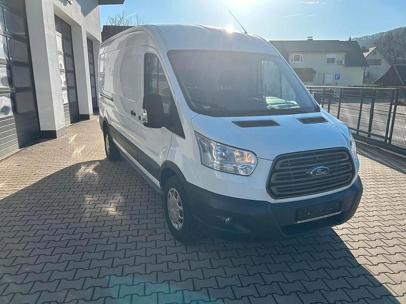 Gebraucht Ford Transit 136 PS (100 kW) 2018 Weiß Limousine