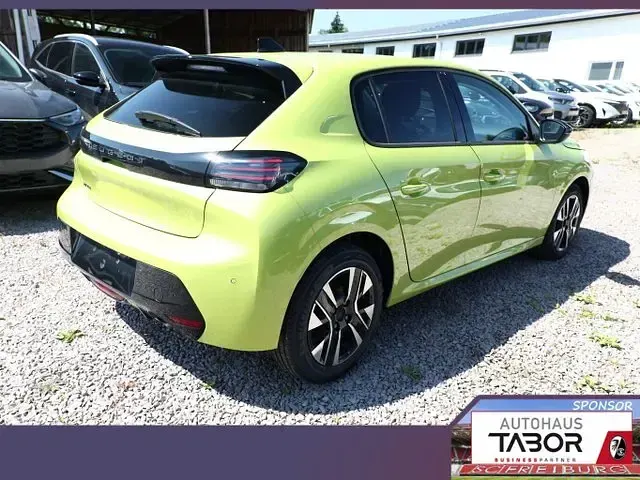 Neu Peugeot 208 Allure 101 PS (74 kW) 2026 Gelb metallic Kleinwagen