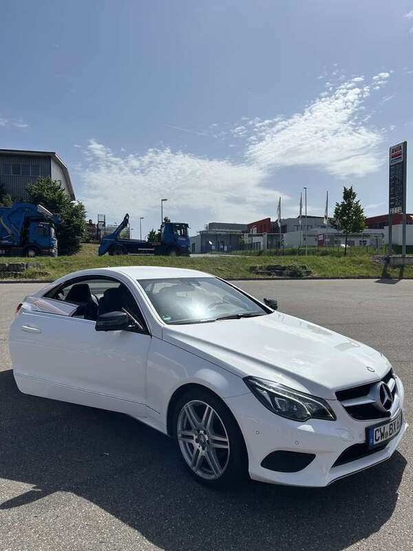 Gebraucht 2014 Mercedes E200 Coupé | 15.700 € (Fairer Preis) - Bild 1/4