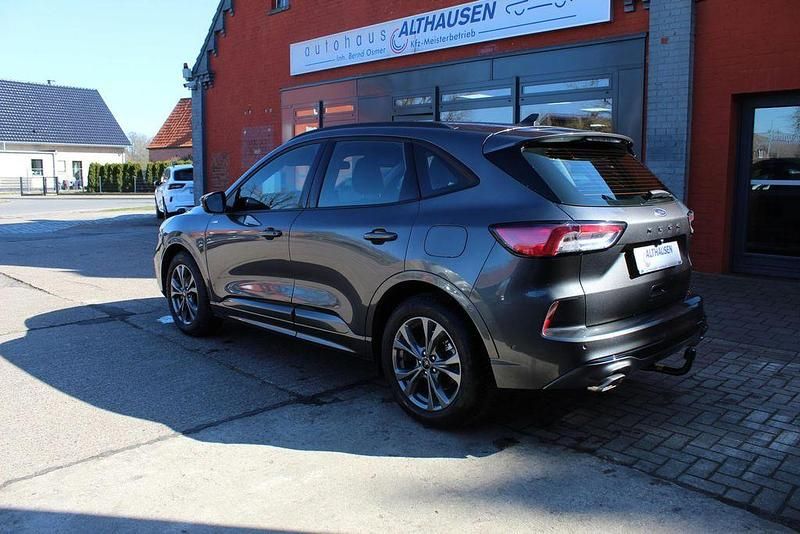 Gebraucht Ford Kuga ST-Line 150 PS (110 kW) 2024 Grau SUV