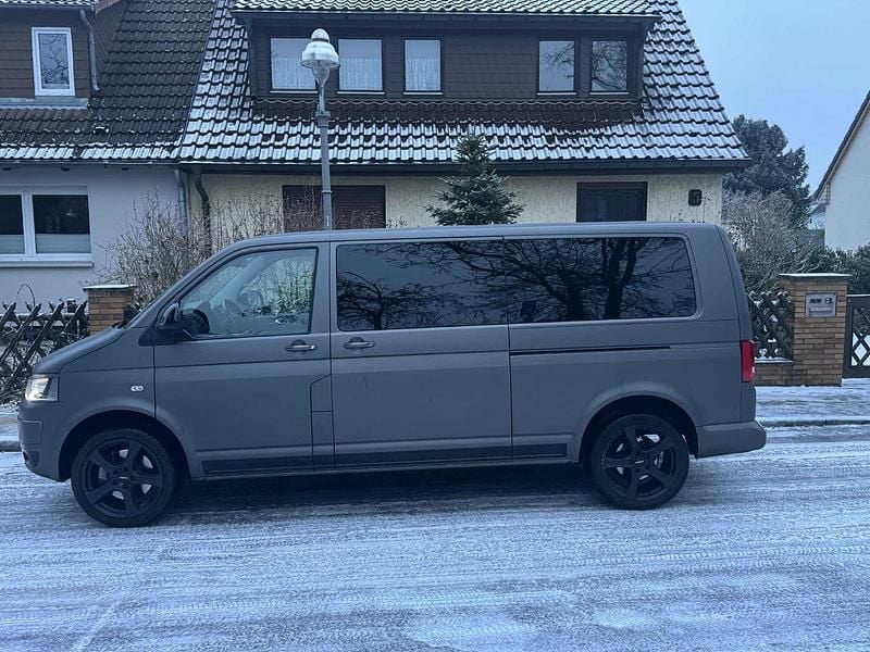 Gebraucht VW T5 140 PS (102 kW) 2011 Grau Van