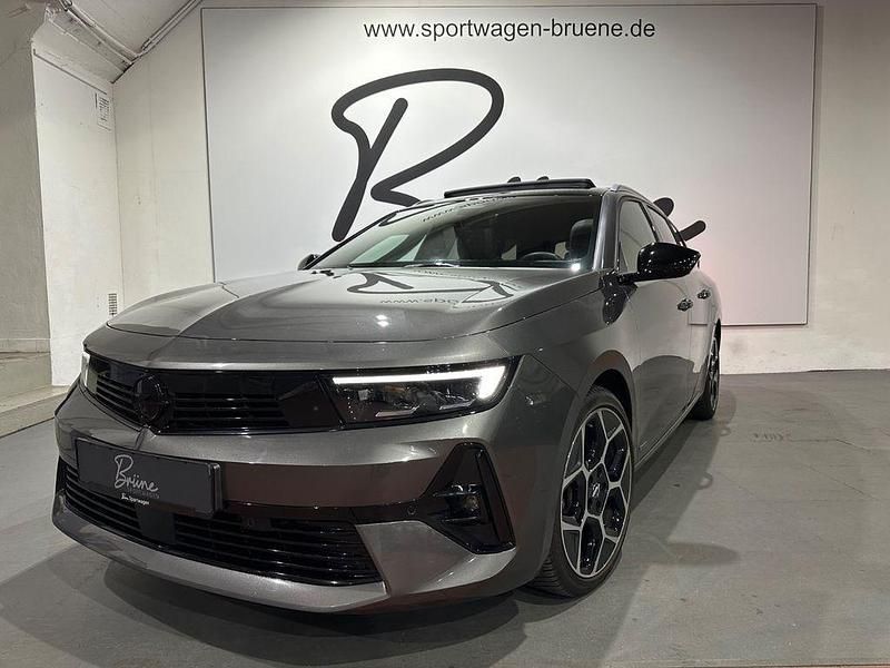 Grau Gebraucht 2023 Opel Astra Ultimate Kombi | 21.990 € (Etwas zu teuer) - Bild 1/4