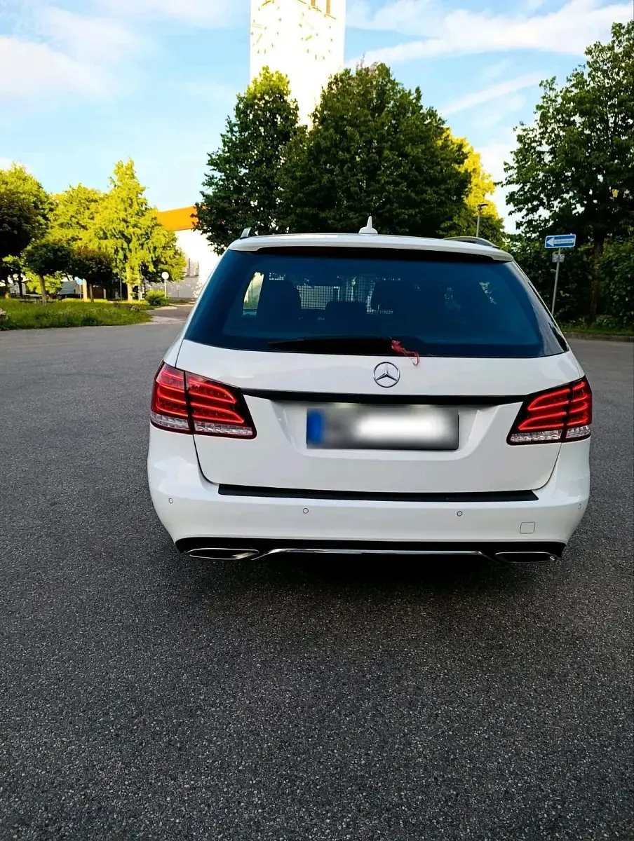 Gebraucht Mercedes E200 136 PS (100 kW) 2015 Weiß Kombi