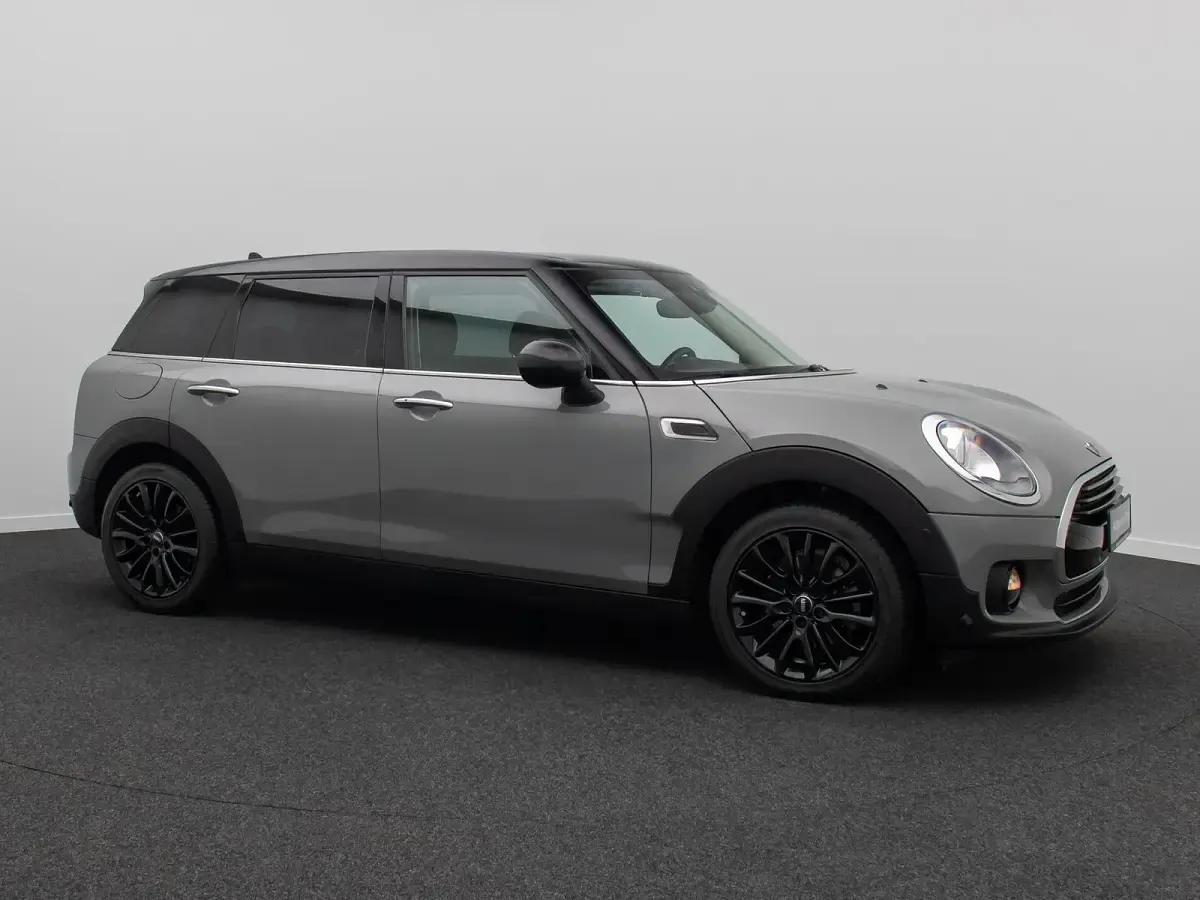 Gebraucht Mini Cooper Clubman 136 PS (100 kW) 2018 Moonwalk grey Kombi