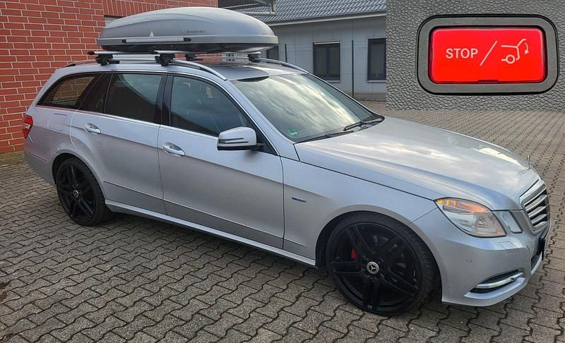 Silber Gebraucht 2011 Mercedes E300 Avantgarde Kombi | 7.990 € (Fairer Preis) - Bild 1/4