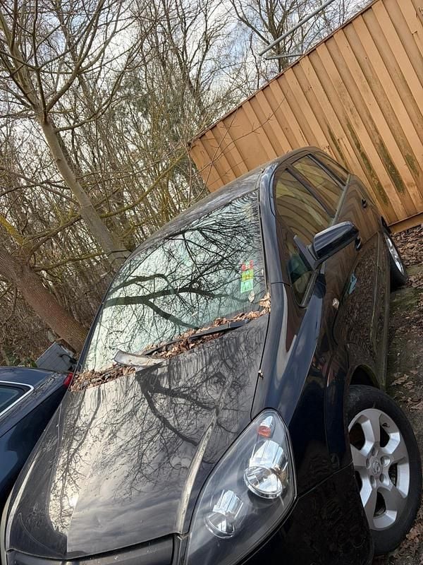 Gebraucht Opel Zafira 100 PS (73 kW) 2006 Schwarz Van / Kleinbus