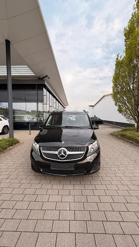 Gebraucht Mercedes V250 190 PS (139 kW) 2015 Schwarz Van / Kleinbus