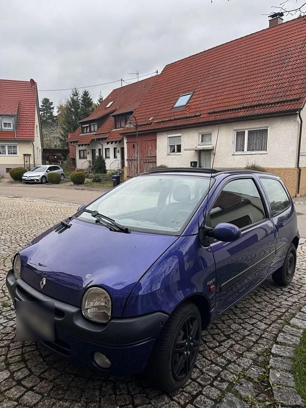 Second-hand Renault Twingo Expression 75 CP (55 kW) 2001 Albastru Hatchback