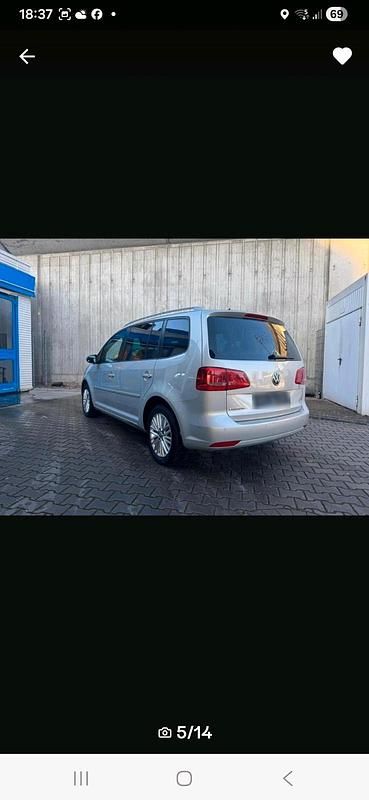 Gebraucht VW Touran 105 PS (77 kW) 2014 Silber Van / Kleinbus