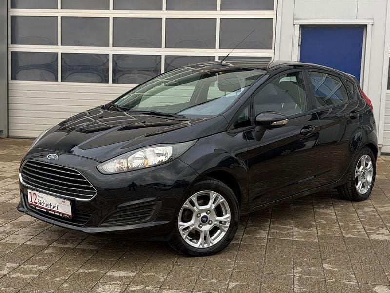 Gebraucht Ford Fiesta SYNC Edition 65 PS (47 kW) 2014 Schwarz Kleinwagen