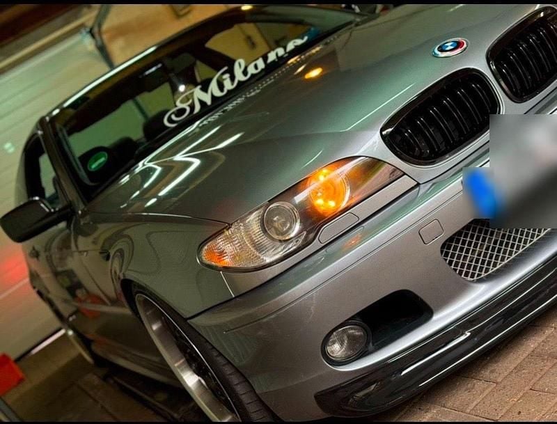 Gebraucht BMW 325 192 PS (141 kW) 2004 Grau Coupé