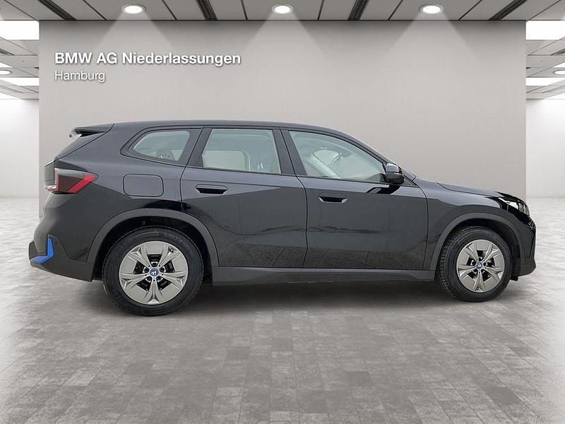 Gebraucht BMW iX1 Performance 200 kW (272 PS) 2023 Schwarz SUV