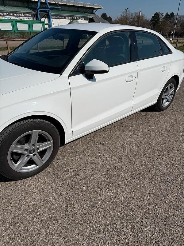 Gebraucht Audi A3 150 PS (110 kW) 2020 Weiß Limousine
