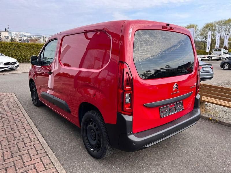 Gebraucht Citroën Berlingo 131 PS (96 kW) 2021 Rot Van / Kleinbus