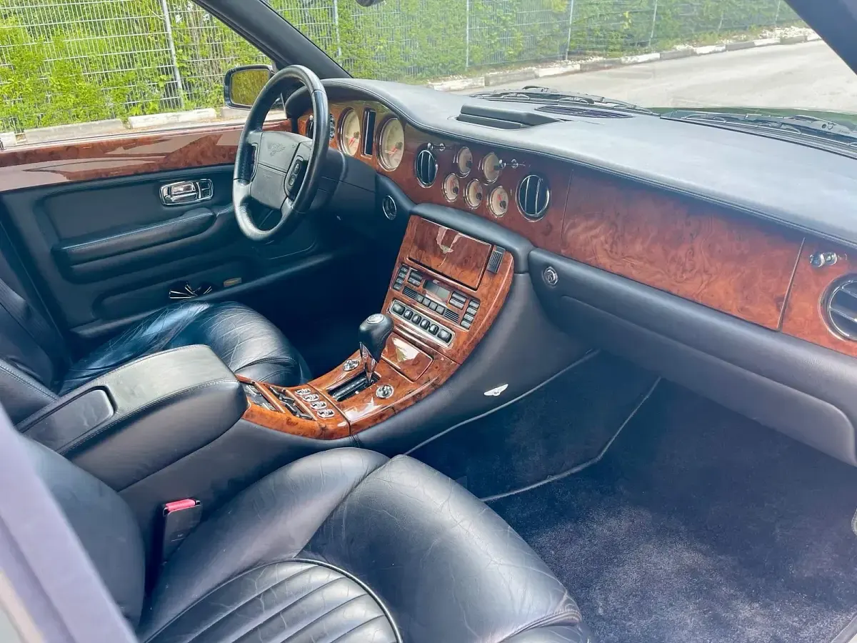 Gebraucht Bentley Arnage 405 PS (297 kW) 2001 Schwarz Limousine