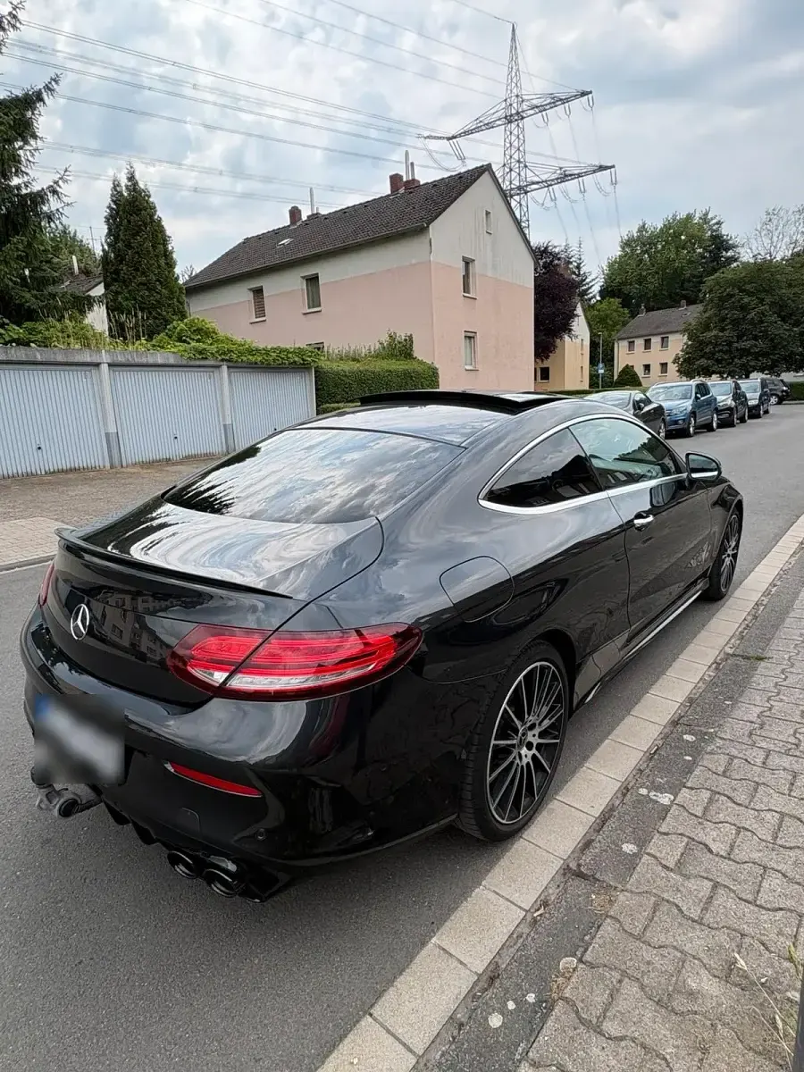 Gebraucht Mercedes C300 AMG line 258 PS (189 kW) 2018 Grau Coupé