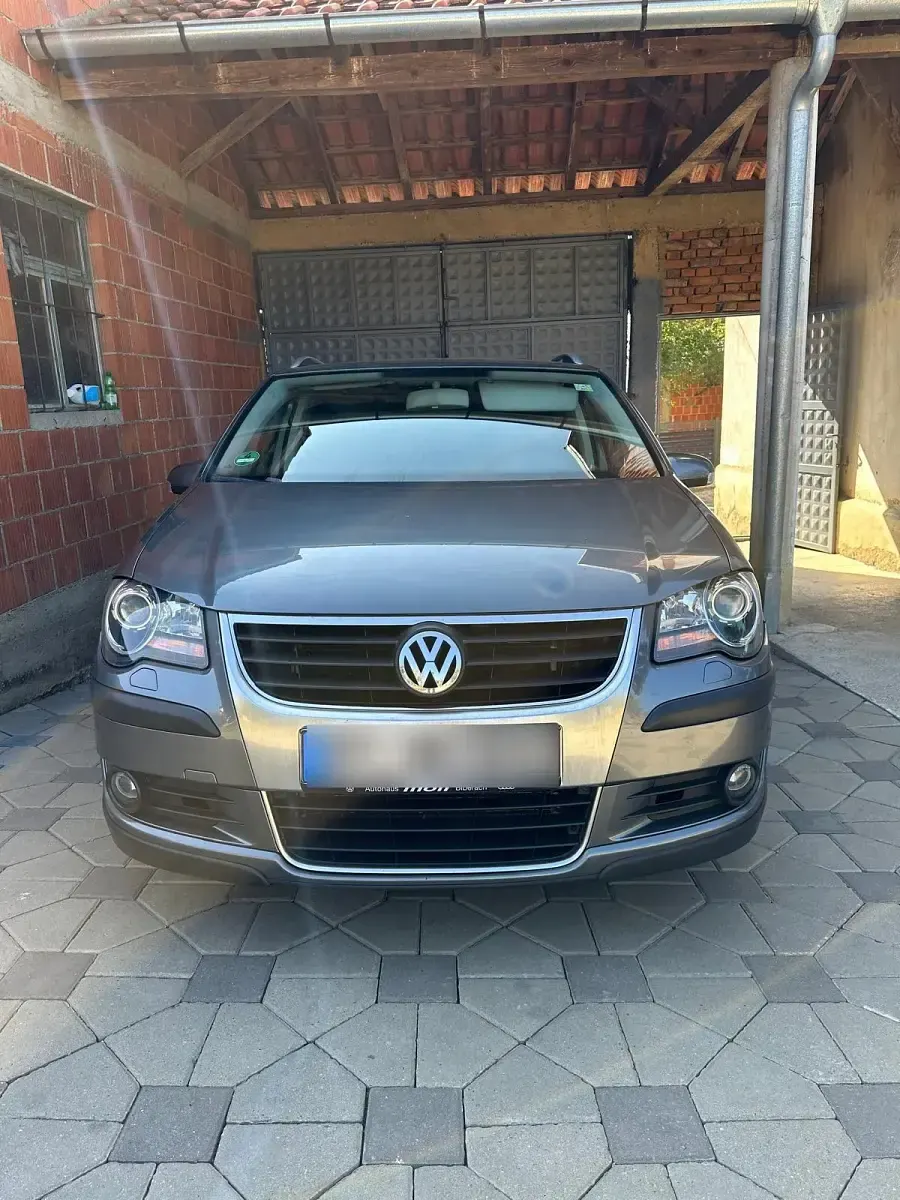 Gebraucht VW Touran 140 PS (102 kW) 2007 Grau Van / Kleinbus