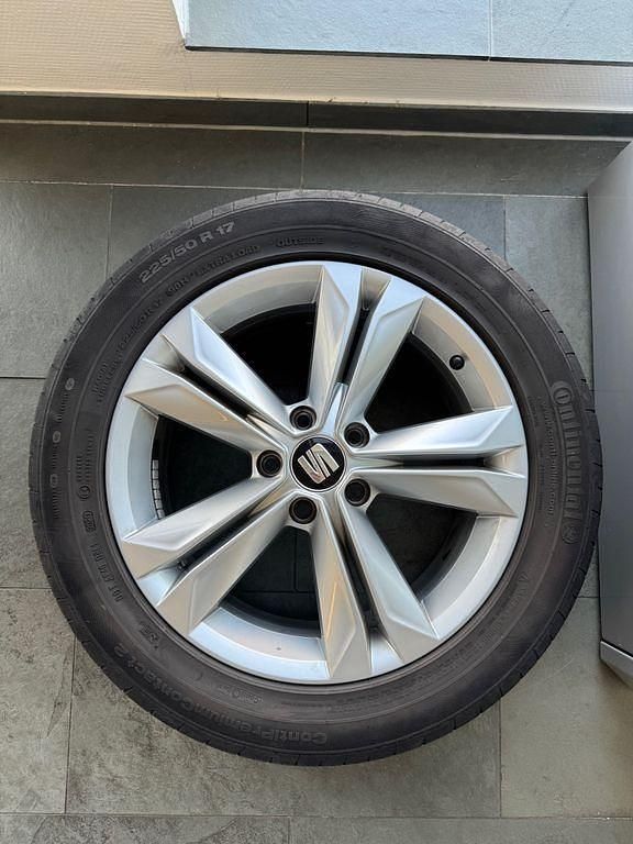 Gebraucht Seat Alhambra XCELLENCE 150 PS (110 kW) 2021 Grau Van / Kleinbus