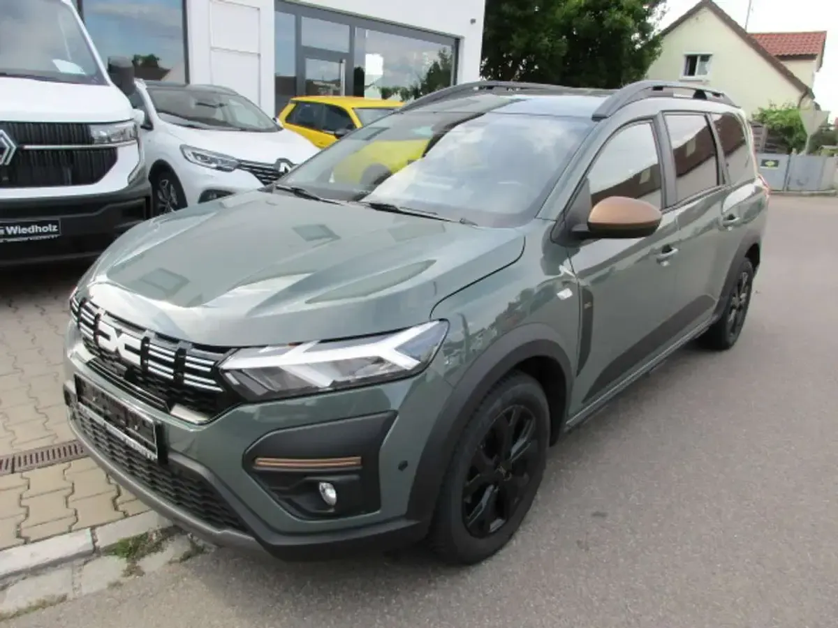 Gebraucht Dacia Jogger Extreme 110 PS (80 kW) 2024 Safari grüngrau Van / Kleinbus