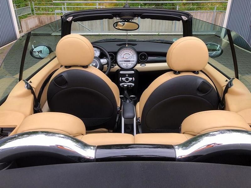 Schwarz Gebraucht 2010 Mini Cooper S Cabriolet Cabrio | 9.400 € (Etwas zu teuer) - Bild 1/4