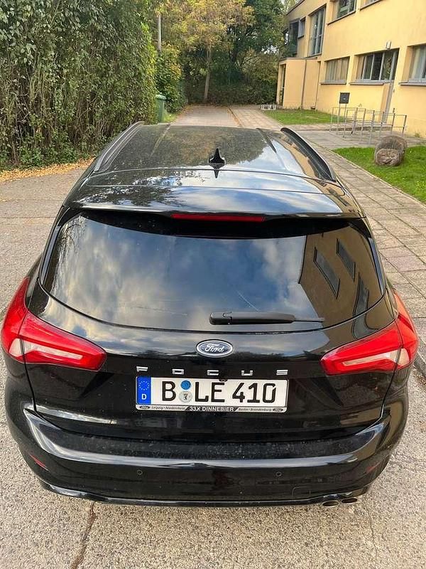 Gebraucht Ford Focus ST-Line 150 PS (110 kW) 2018 Schwarz Kombi