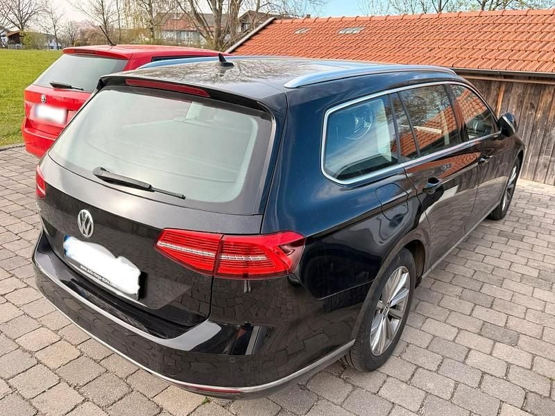 Second-hand VW Passat 149 CP (109 kW) 2019 Negru Break