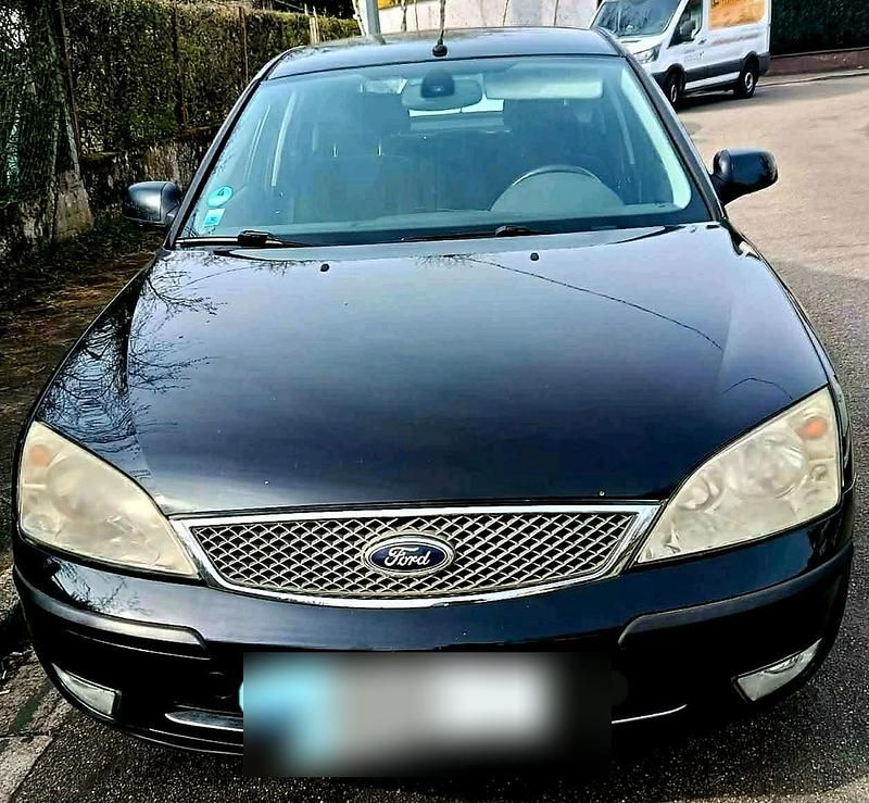 Gebraucht Ford Mondeo 145 PS (106 kW) 2005 Schwarz Kombi