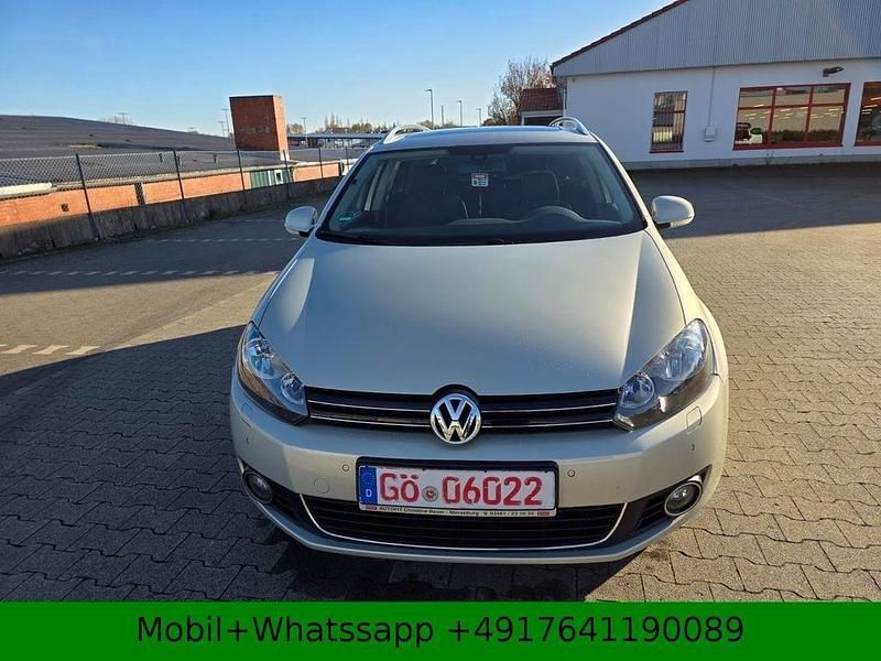 Gebraucht VW Golf VI Highline 105 PS (77 kW) 2011 Gold Kleinwagen