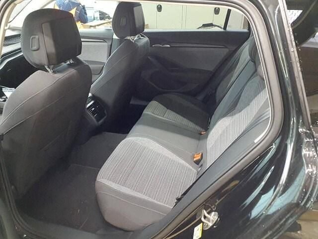 Gebraucht Skoda Superb Selection 150 PS (110 kW) 2025 Onyxschwarz metallic Kombi