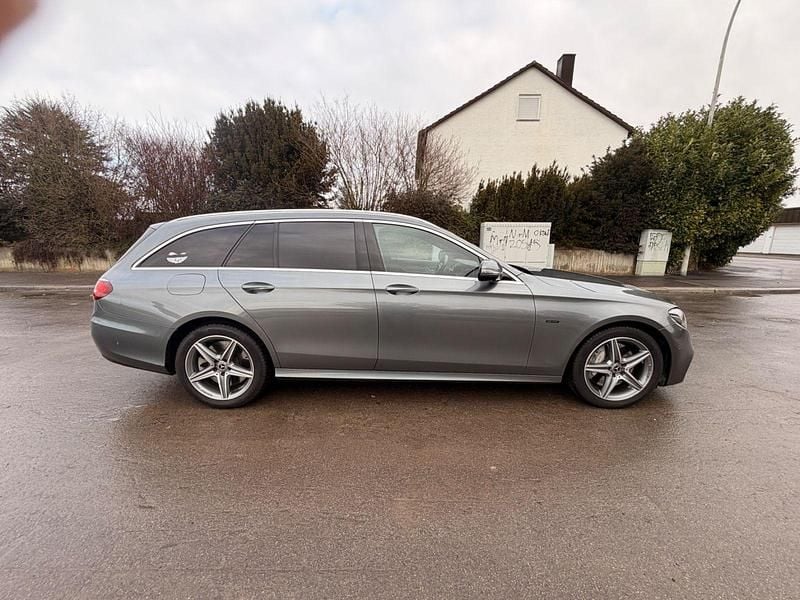 Gebraucht Mercedes E300 AMG 306 PS (225 kW) 2019 Grau Kombi