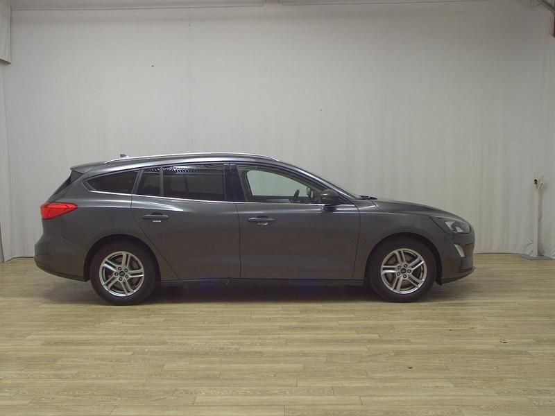 Gebraucht Ford Focus Cool & Connect 120 PS (88 kW) 2021 Grau Kombi
