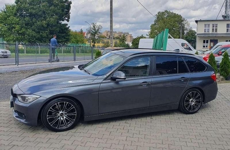 Gebraucht 2015 BMW 318 Kombi | 9.500 € (Guter Preis) - Bild 1/4
