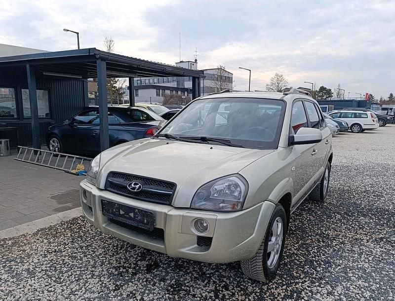 Gebraucht Hyundai Tucson 141 PS (103 kW) 2008 Silber SUV