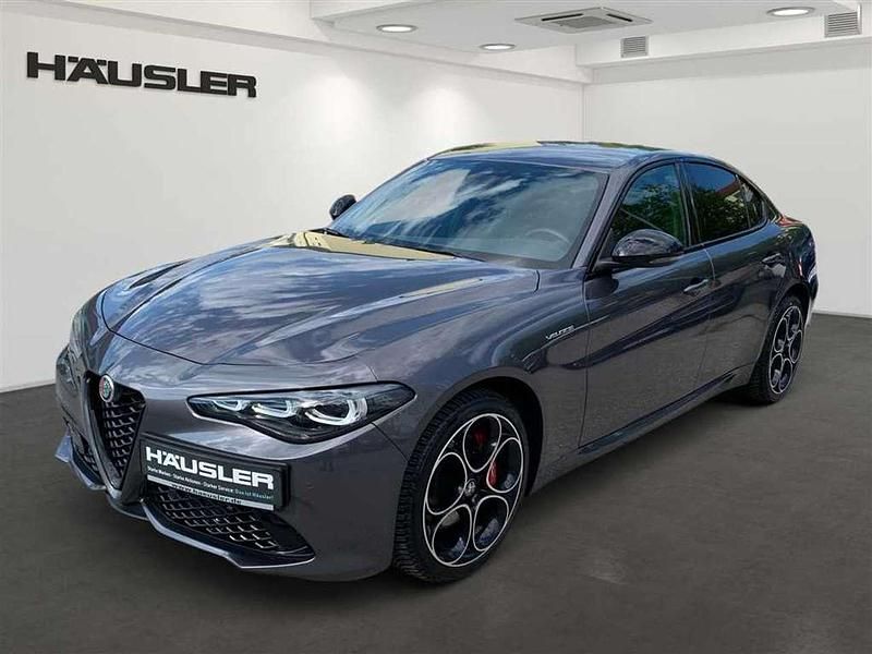 Grigio vesuvio Gebraucht 2024 Alfa Romeo Giulia Veloce Limousine | 39.970 € (Etwas zu teuer) - Bild 1/2