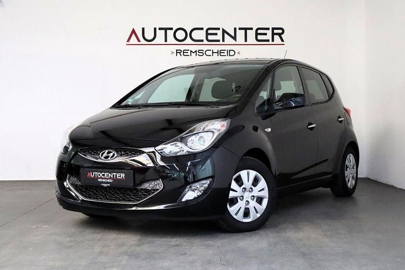 Schwarz Gebraucht 2011 Hyundai ix20 Comfort Van / Kleinbus | 5.450 € (Fairer Preis) - Bild 1/4