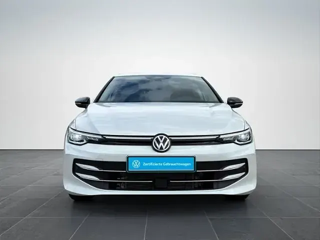 Gebraucht VW Golf VIII Goal 150 PS (110 kW) 2025 Weiß Limousine