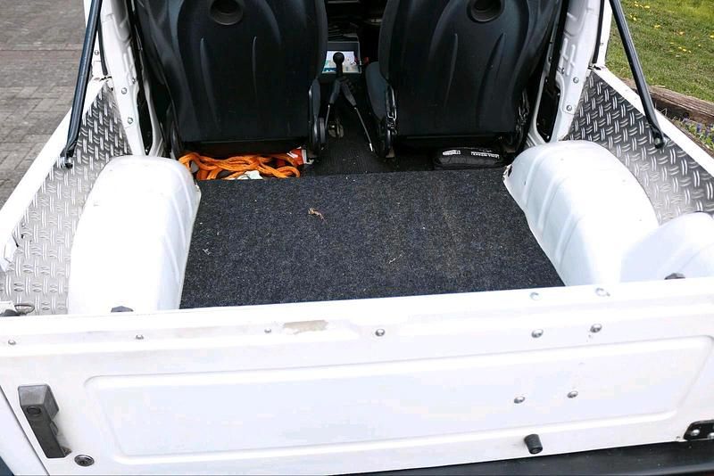 Second-hand Suzuki Samurai 70 CP (51 kW) 1995 Alb SUV