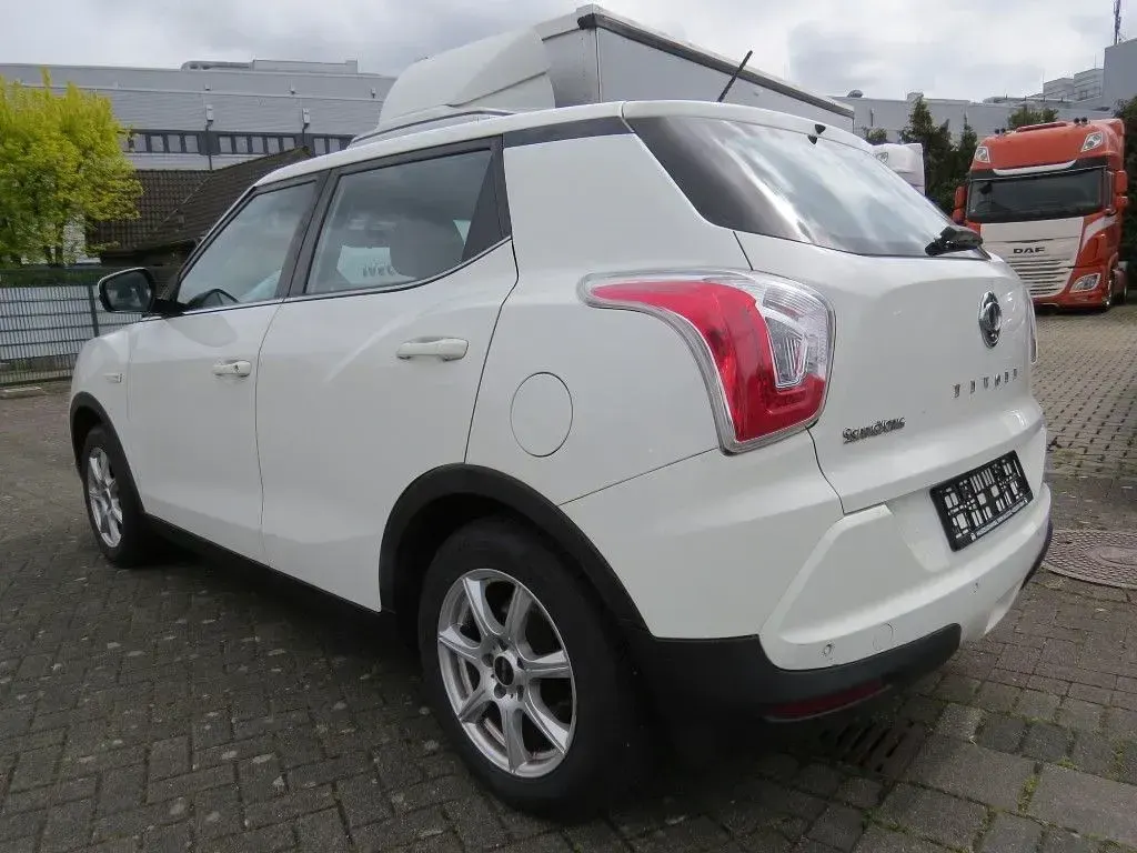Usata SsangYong Tivoli Crystal 128 CV (94 kW) 2017 Bianco SUV