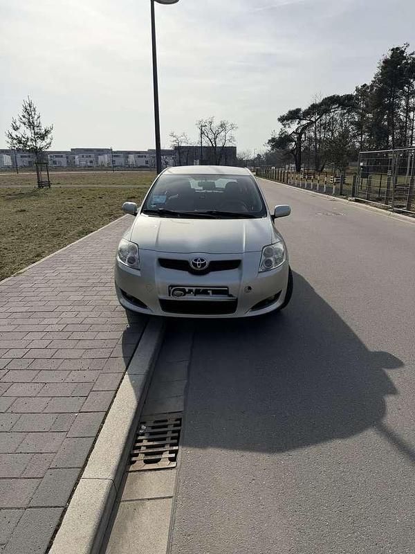 Gebraucht Toyota Auris Sol 126 PS (92 kW) 2008 Grau Kleinwagen