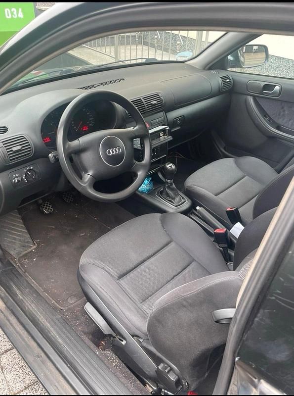 Gebraucht Audi A3 102 PS (75 kW) 2002 Grau Kleinwagen