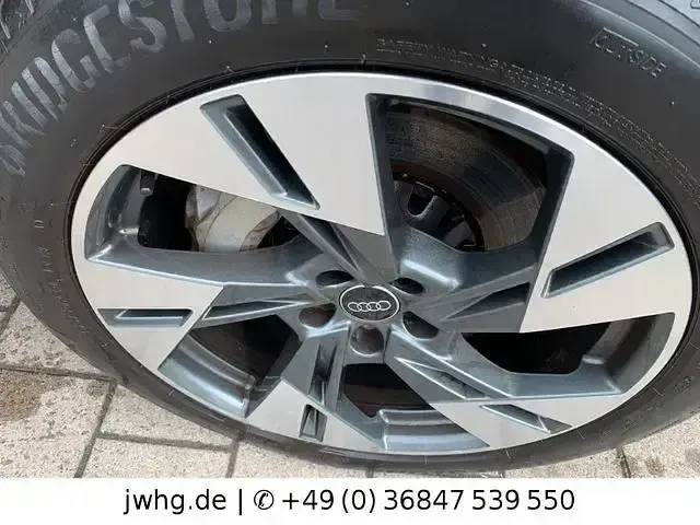 Gebraucht Audi Q8 e-tron S-Line 250 kW (340 PS) 2023 Grau SUV