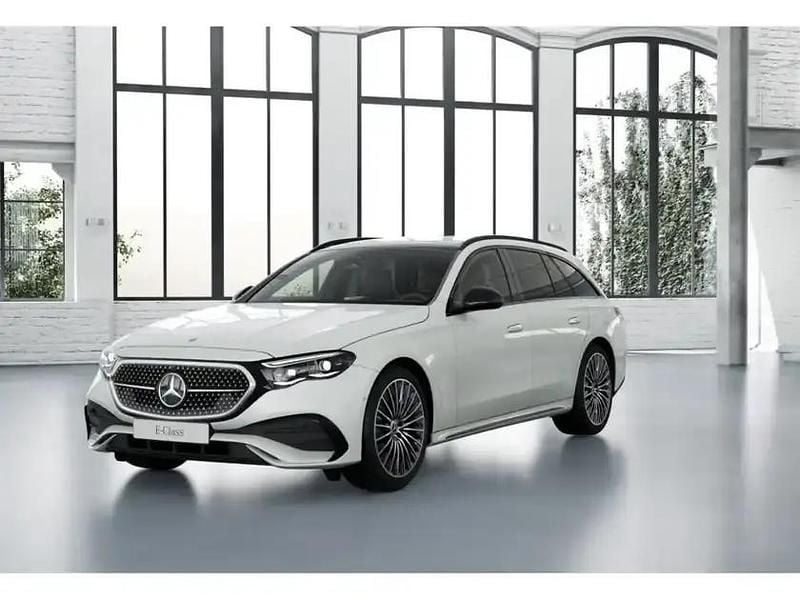 Gebraucht Mercedes E300 AMG 197 PS (144 kW) 2025 Weiss manufaktur lack manufaktur opalithweiss bright Kombi