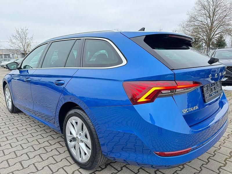 Gebraucht Skoda Octavia Style 150 PS (110 kW) 2022 Blau Limousine